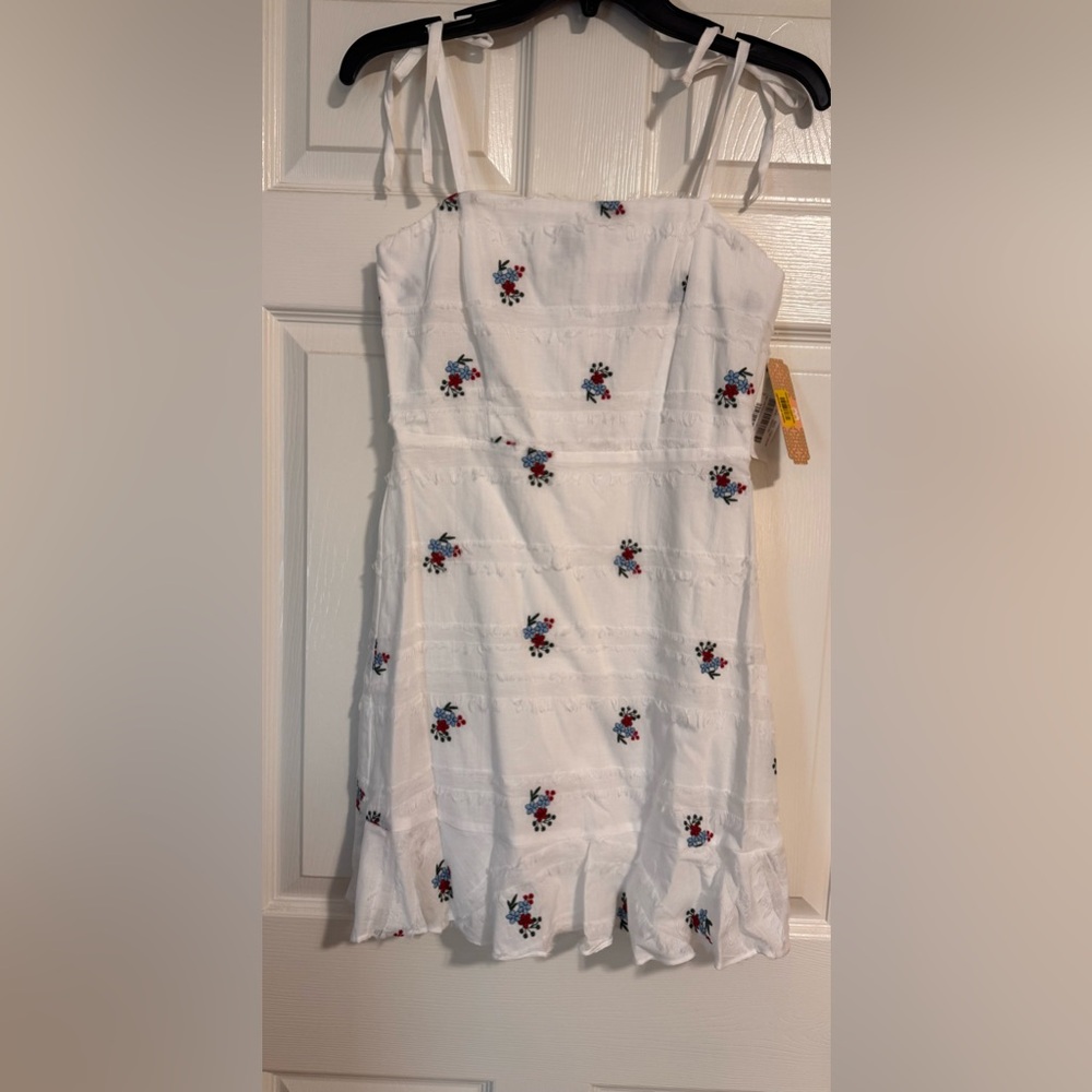 NWT Gianni Bini White Spaghetti Strap Dress